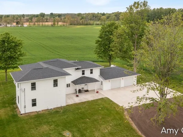 757 120th Ave, Martin, MI 49070