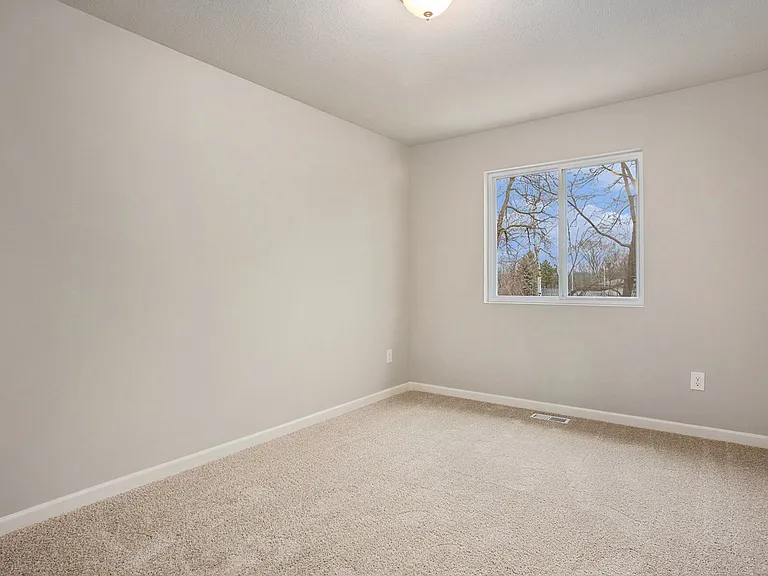 3520 Weldon Dr SW — Photo 16
