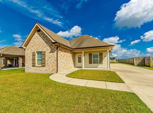 235 Landmark Dr, Raceland, LA 70394