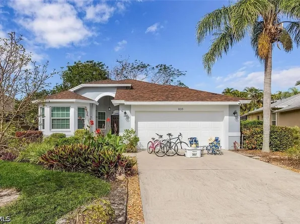 833 Mount Hood Ct, Naples, FL 34104