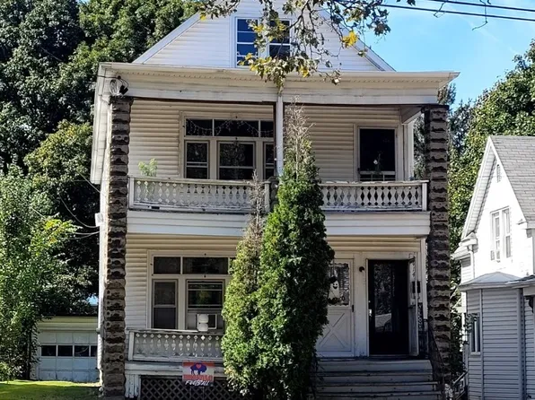 2414 Liberty St, Erie, PA 16502