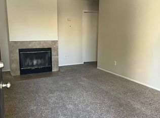 3206 Brookfield Loop #C, Bakersfield, CA 93311