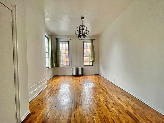 2nd image of 25 Beaver St #2RR