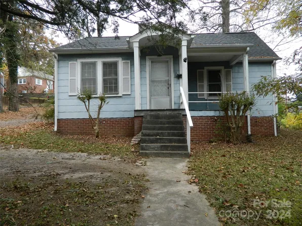 114 Todd St NW, Lenoir, NC 28645