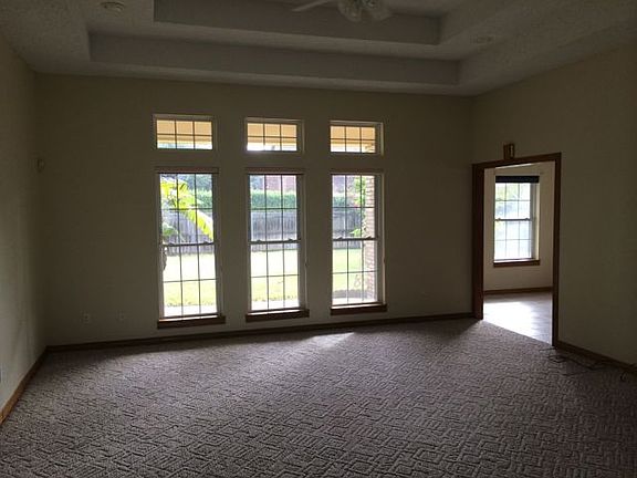 3rd image of 1410 Dora Jeanne Dr
