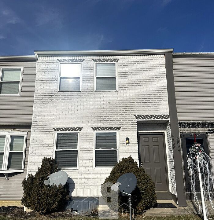 1st image of 2596 Sawbury Blvd