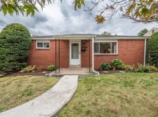 2112 Noblestown Rd, Pittsburgh, PA 15205