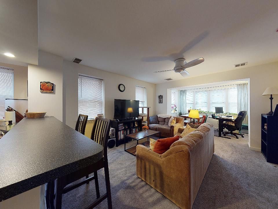 2 Bedroom