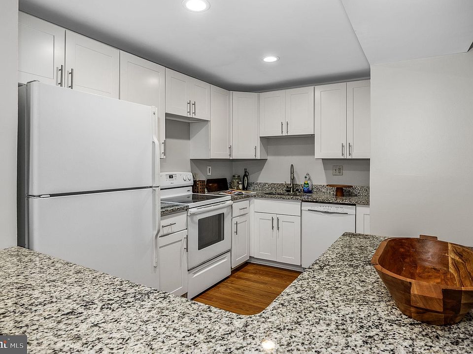 358358 Saybrook Ln Wallingford PA Zillow