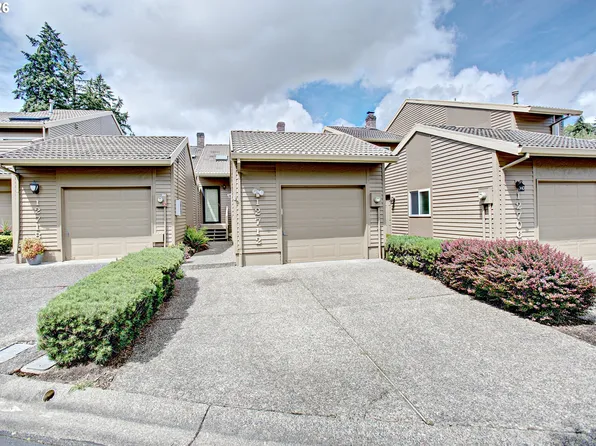12712 SW Barberry Dr, Beaverton, OR 97008
