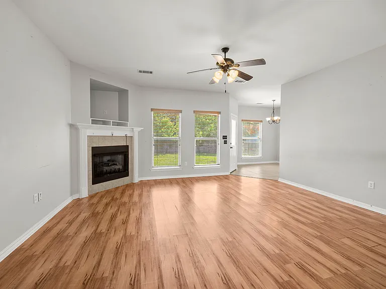 48317 Fox Hollow Blvd — Photo 7