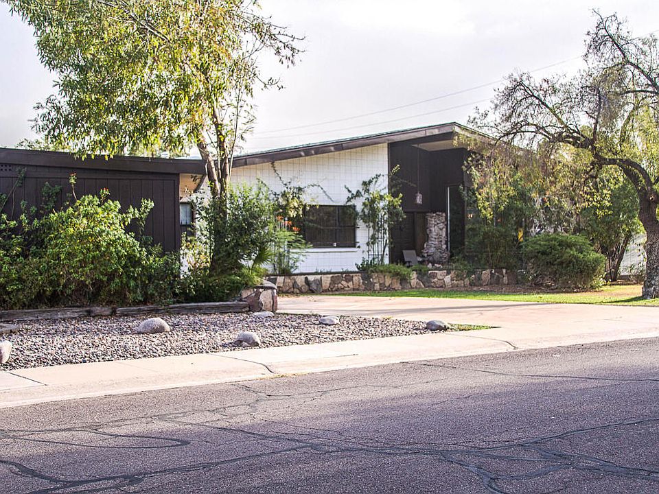 1st image of 347 E Loma Vista Dr