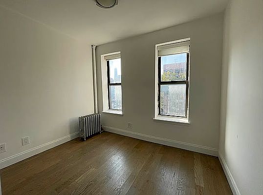 2nd image of 75 Orchard St APT 12