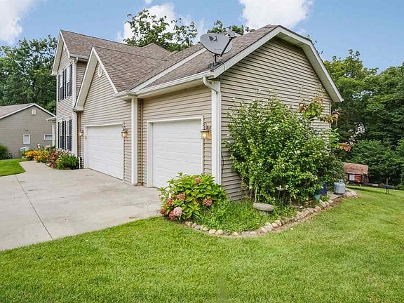 2nd image of 55464 Falling Water Dr