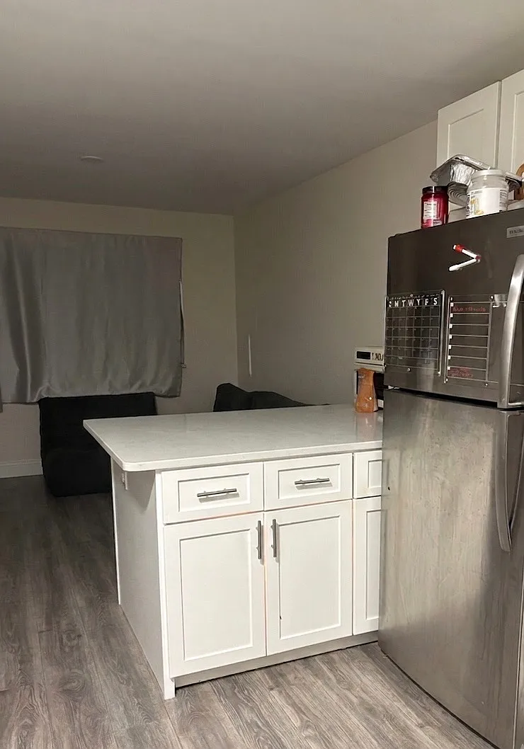 2 bed, 660 sqft, $2,300 — Photo 3