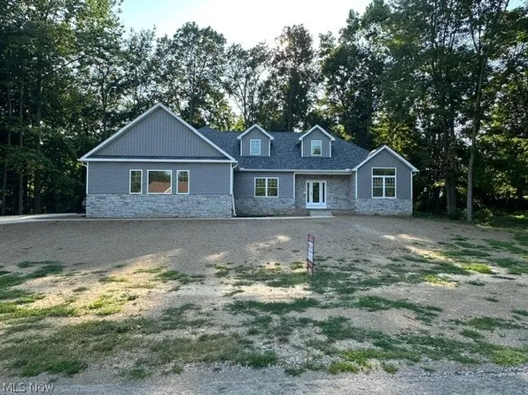 2791 Sylvan Rd, Geneva, OH 44041
