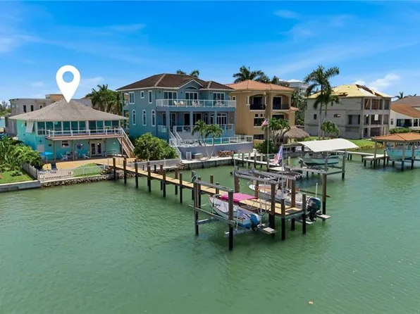 23 W Pelican ST, NAPLES, FL 34113