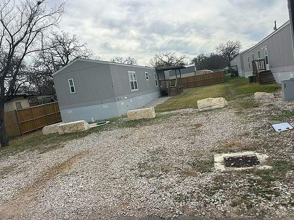 114 E Castleshoals Dr