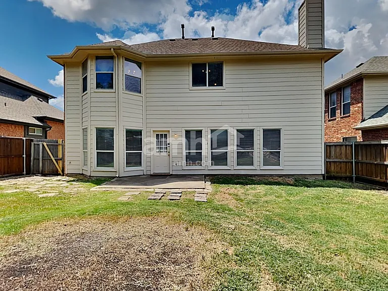 7808 Riverwalk Trl — Photo 21