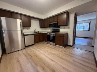 4236 Huntington Ave APT 1, Lincoln, NE 68504