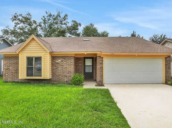 7318 AMANDAS CROSSING Drive S, Jacksonville, FL 32244