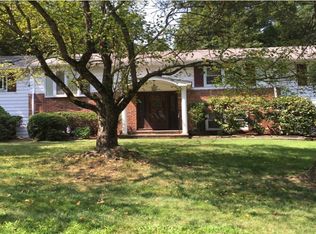 13 Pine Rd, Suffern, NY 10901