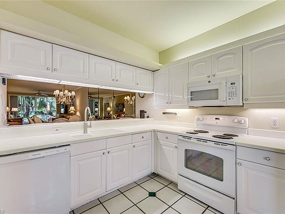 4th image of 2325 Hidden Lake DR #1