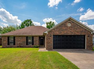 1415 Hathaway Dr, Conway, AR 72034