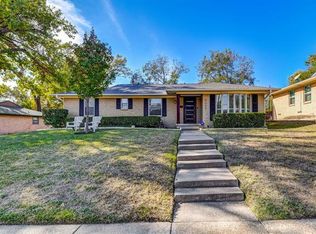 9303 Crestlake Dr, Dallas, TX 75238