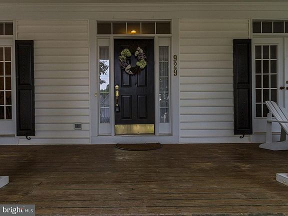 4th image of 929 Gentlewood St