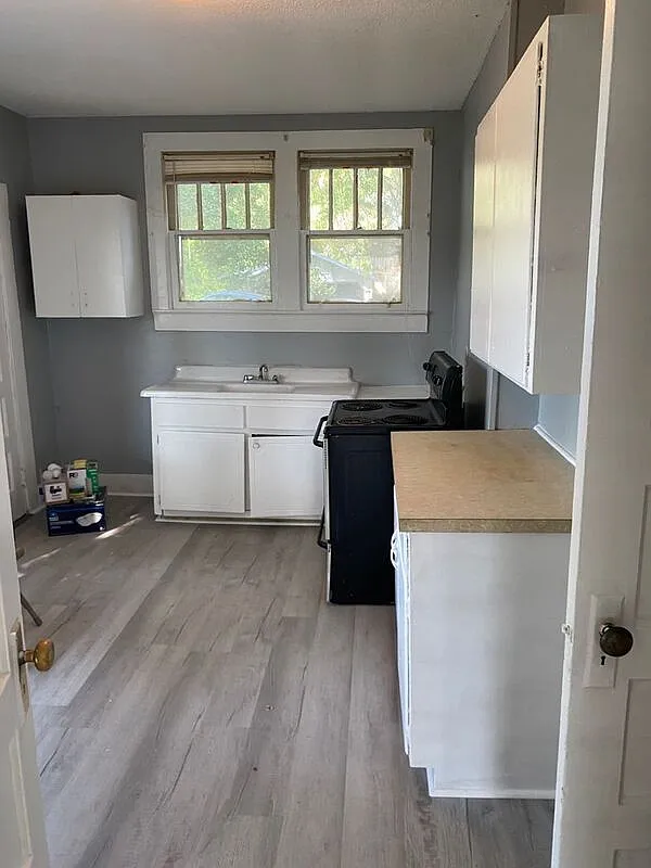 2 bed, 1.0 bath, 1000 sqft, $900 — Photo 4