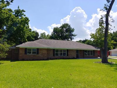 305 Burnett Dr, Baytown, TX, 77520