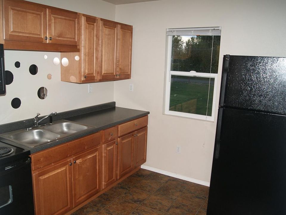 1st image of 12527 37th Ave E #Left