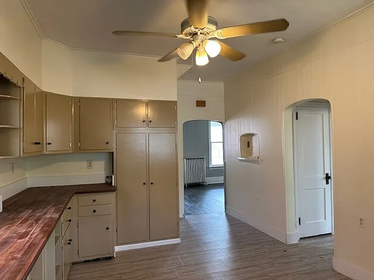 904 Bridge St #1 — Photo 5