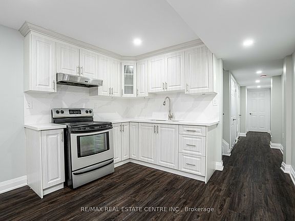 4th image of 268 Giddings Cres #Basement