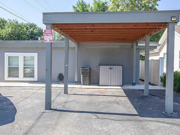 4328 State Line Rd #1 — Photo 15