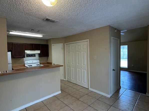 7288 Town South Ave