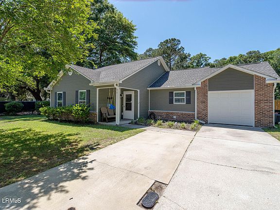 4th image of 3 Avalon Drive