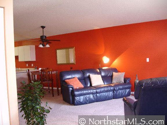 2nd image of 1308 Carriage Drive