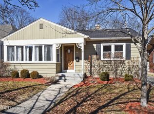 116 Coolidge Ave, Barrington, IL