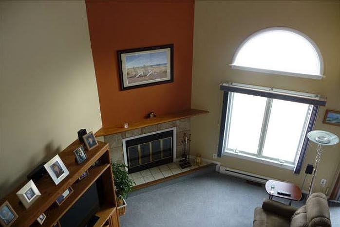 1st image of 123 Fairways Cres