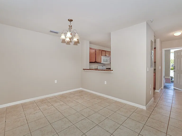 9093 Gervais Cir #1906 — Photo 3