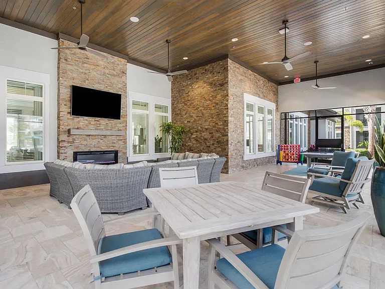 The Oasis at Lakewood Ranch — Photo 5