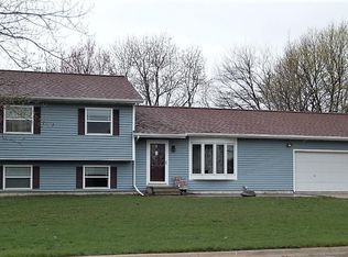 1714 Elmhurst Ave, Humboldt, IA 50548
