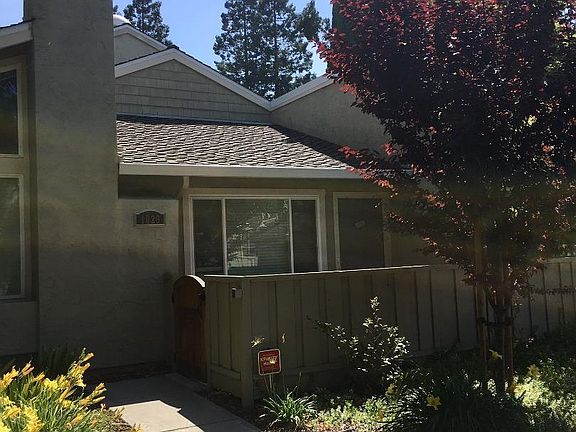 2nd image of 1029 Cumberland Pl