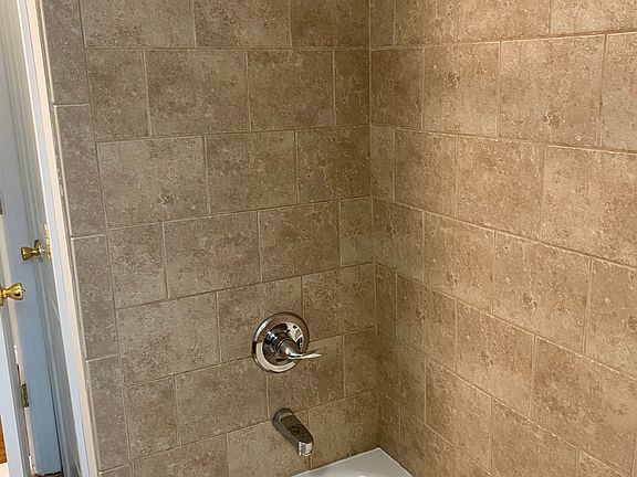 3rd image of 1118 Maryland St #1