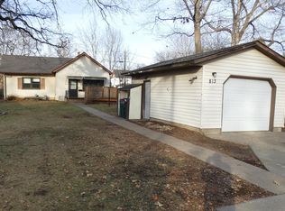 813 Saint Croix St, Hudson, WI 54016