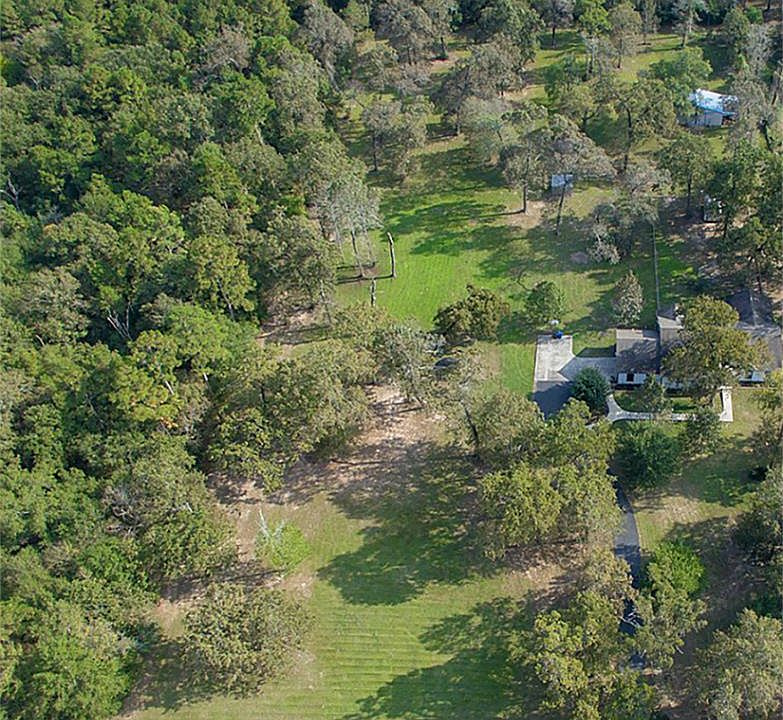 1st image of 40518 Country Forest Dr