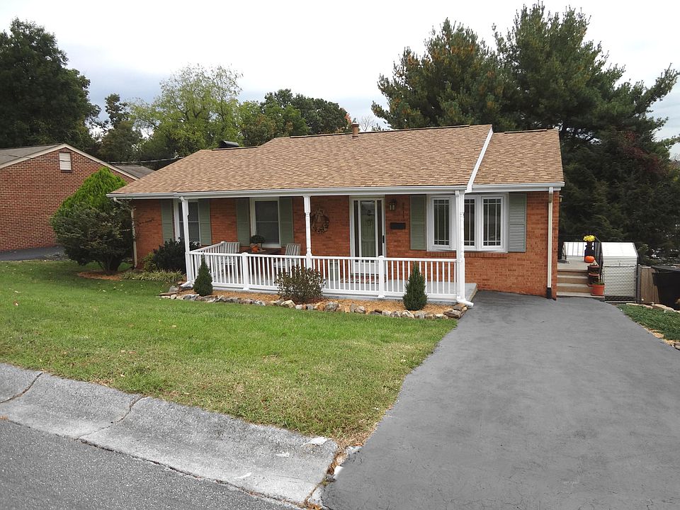 1st image of 6011 Sierra Dr NW