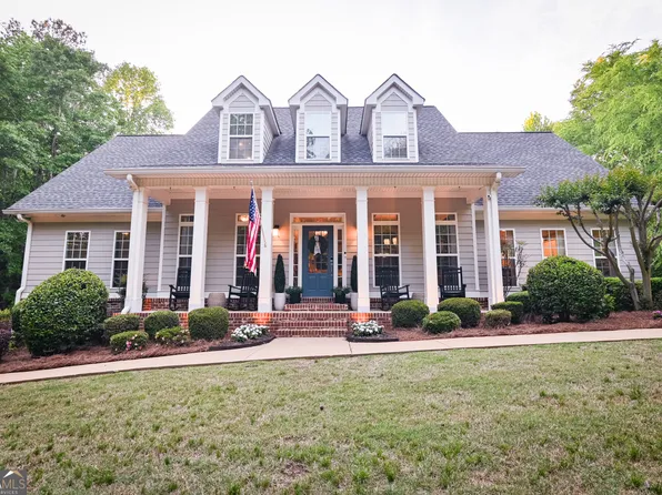 110 Nicklaus Cir, Social Circle, GA 30025
